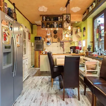 度假居 In Mit Eigener Terrasse