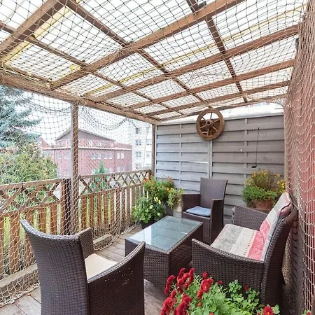 In Mit Eigener Terrasse 度假居
