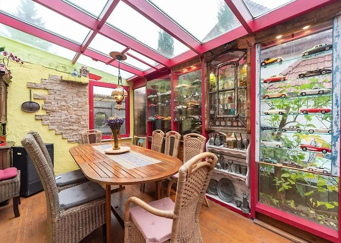 In Mit Eigener Terrasse Ferienhaus *